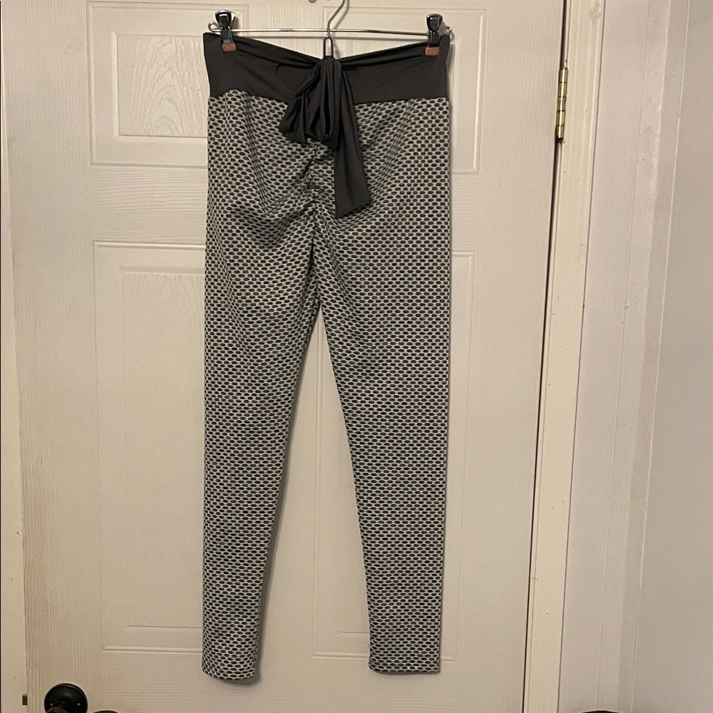 Stylish Black and Gray Women's Leggings